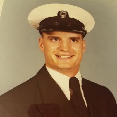 Married Father of five beautiful kids 🐒

US Navy 🇺🇸

USS Spruance DD-963 ⚒

Gen. Billy Mitchell American Legion Post 85 🇺🇸

#MAGAVeteran 🇺🇸