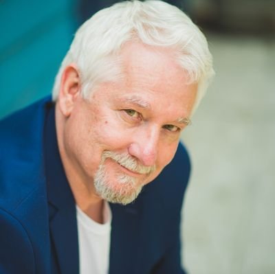 Certified Mindful- Somatic coach and creator of The Mindful Coach Method(tm). Podcast host of The Connected Conversation. Technologist, author, and speaker.