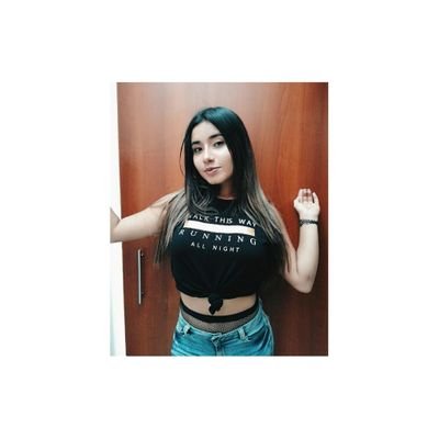 karolclif's profile image