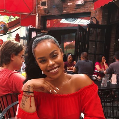 A silent beauty living in a world that refused to stfu. ΣΛΥ ✨💃🏽• SBU
