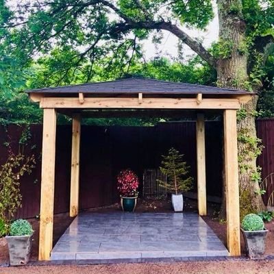 specialising in Log cabins, sheds, pergolas, fencing, decking, paving, artificial lawns, landscaping, projects and anything else in ypur garden😉