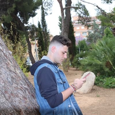 insta: santosdani_17
sevillista hasta la muerte