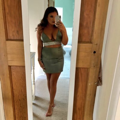 Jesstikles's profile picture. Instagram: jessyspud•♥• JYP im a happy bean (: