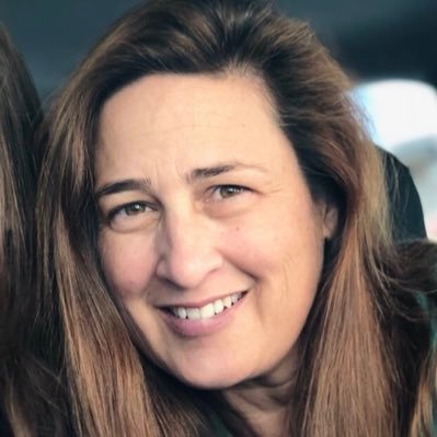 algogenial's profile picture. Spanish Teacher - Byron Nelson High School ~ Me encanta leer y escuchar la música.