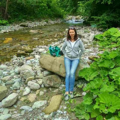 niv5frG7jETv587's profile picture. 