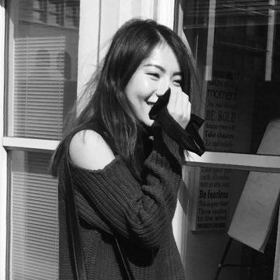 klaranet24's profile picture. be happy