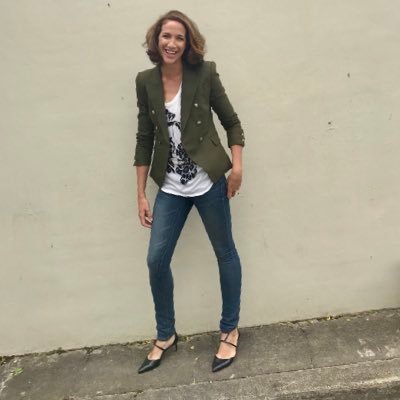 ElkaWhalan's profile picture. Dual Olympic swimmer, work in media & love it. Founder @thequeenhood. Married my best friend. Mum of 4. https://t.co/CsdD33uQso 📧lauren@harrymmiller.com