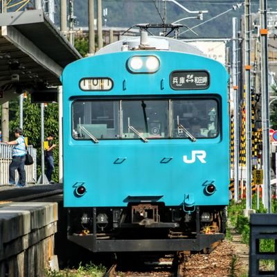 時とともに移り変わる鉄道車両を、気の向くままに撮っていきます。無言フォロー失礼します。よろしくお願いします。🚫無断・無許可転載禁止🚫
🚫エロ垢お断り🚫