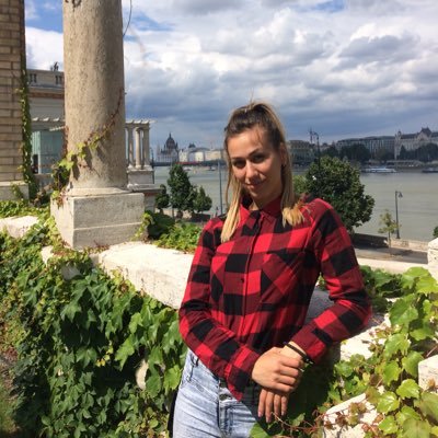 TanjaKvrgic's profile picture. De músico, poeta y loco, todos tenemos un poco🦄🌸