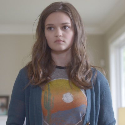 Cisco Ramon(Vibe) and Cynthia Reynolds(Gypsy)’s Daughter. Powers:Illusions,Empathy,Astral Projection, Invisibility,Dimensional Travel and Vibration Blasts. Rp.