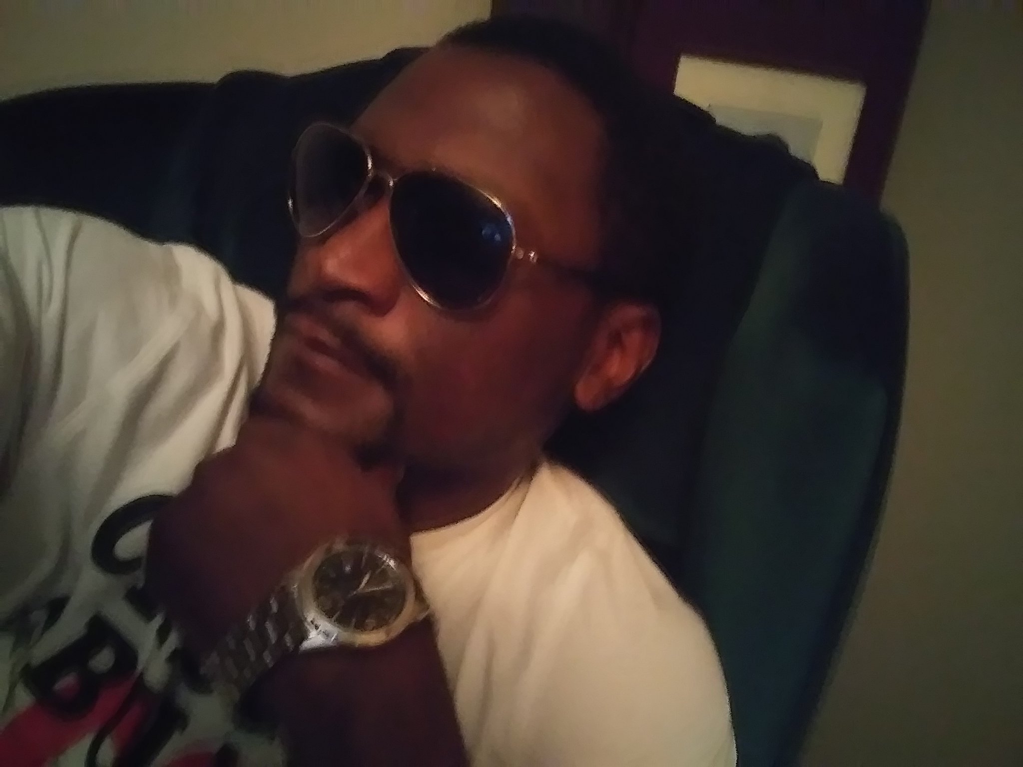 HttpsLilboyd4's profile picture. 