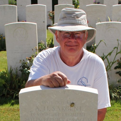 Author of 'The Guards 1915-17: An Elite Division at War' @helionbooks | MA @wlv_uni in Great War History | @wba fan