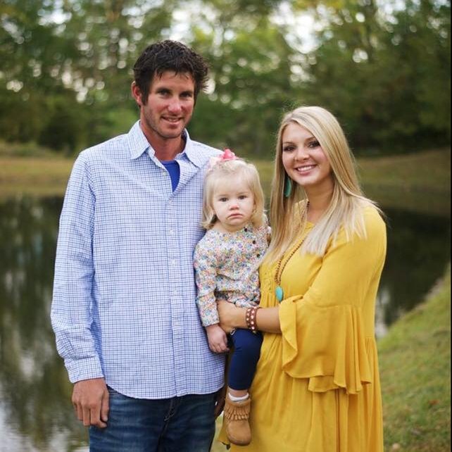 Wife. Mom. Bureau Valley High School English Teacher. Agriculture Enthusiast.
