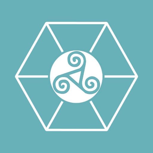 Nuestra filosofía representada en el triskelion significa: evolución, crecimiento y equilibrio; alcanzables por el aprendizaje del pasado, presente y futuro.