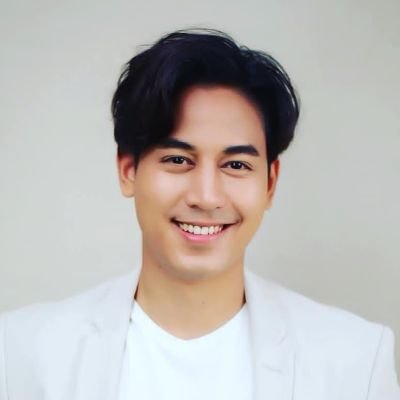 PopThakoonLuv's profile picture. บอทคุณป๊อบฐากูร ผลงาน: ระเริงชล / คุณหญิงจอมแก่น /ดั่งดวงหฤทัย / หนี้รักในกรงไฟ /กลิ่นกาสะลอง #CH3