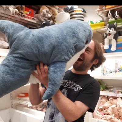 prattman711's profile picture. Geek. Runner. Guitarist. Gamer.