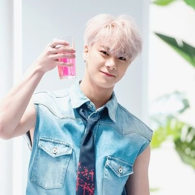 #아스트로 #문빈 (ASTRO MOONBIN)

사진 재가공 금지 
DO NOT EDIT PICTURES