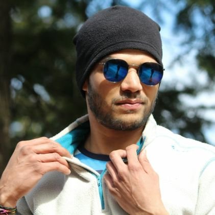 MohitDelhi32's profile picture. Spiritual, traveler, vegan, animal lover, Parkour fiend and prolific reader.