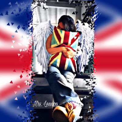 Architect•Dromomania• 💫Music is what feelings sounds like•Love is all you need• I'm a sniper pictures🦋•Art lover•Italians do it better! 🇻🇪🇮🇹🇬🇧🇨🇭