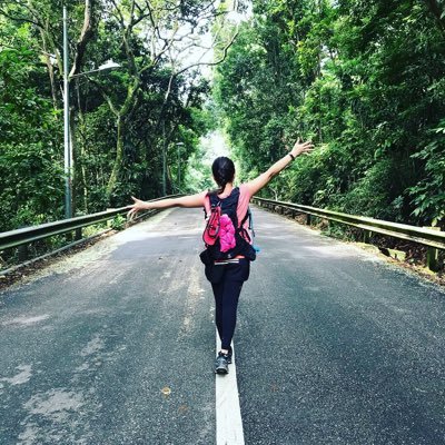 Cinderlialim's profile picture. Living each moment to its fullest.