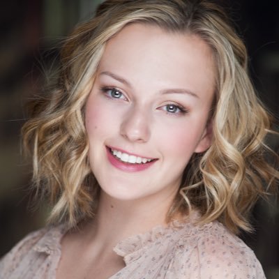 ✨✨Here's to the ones who dream✨✨ Actress/Singer/Dancer/VO Artist • Represented by @NewtonLandry