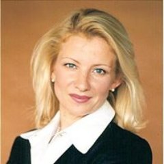 Natalia Gafanovich Stewart utilizes the latest technologies, market research and business strategies to exceed your expectations with the real estate process.