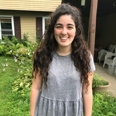 Teen working with Sunrise Movement for climate action