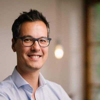 Freelance developer | Loves all things frontend, and C# | speaker | snowboarder | martial artist