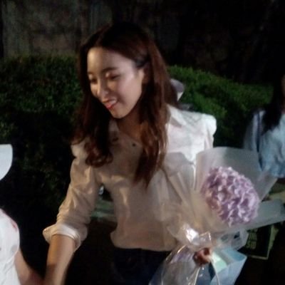 wilay14's profile picture. I like way too many things. Might spam. 29. MET f(x) LUNA 7.25.18 || Reborn Nevie (Miyeon ult) / Moomoo (Wheein ult)