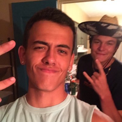 gozalzadeh's profile picture. TCC