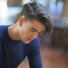 Deemonzki's profile picture. Alter | M | 31 - A wild imaginary scientist. Frustrated portrait nude photographer. Free to fling