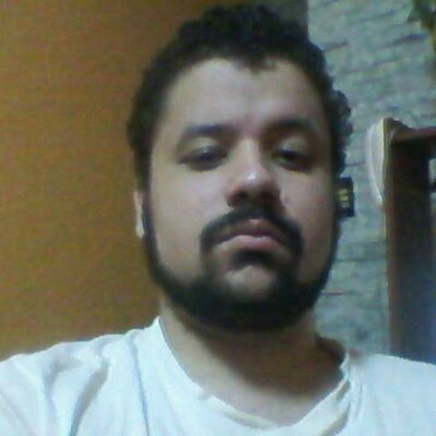 EleanorDHale1's profile picture. Finjo ser mĂºsico nas horas vagas.