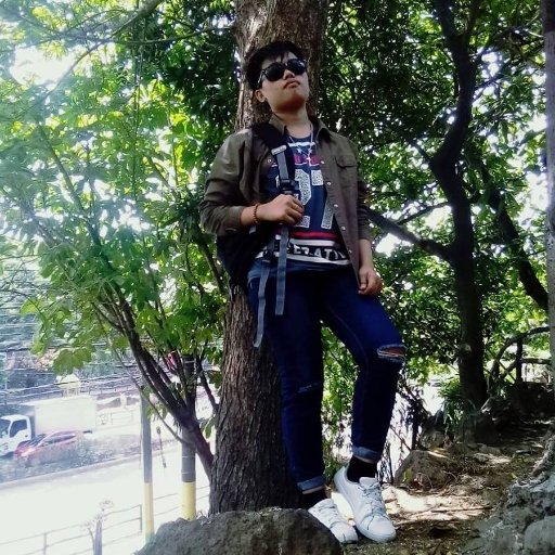 AKO SI ELJA MA PANG MAHAL AKO SA FAMELY KO AT SALAHAT 😐 THANK YOU PO