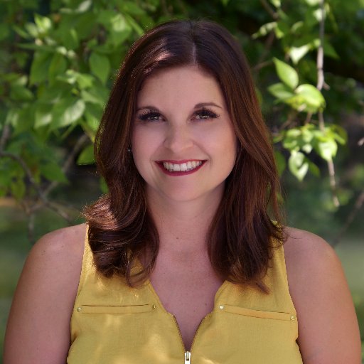 Communications Catalyst, @HoneyCreekMedia ~ agriculturalist. entrepreneur. cattlewoman. marketer. small business owner.