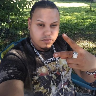 ELDEMENTE1992's profile picture. music production 
rapper
trap
reggaeton
live music
author 
writer
free agent 
father of 3 lil cute babys
welcome to la demencia musical plaplaplamplaplam