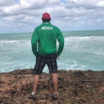 jamp_24's profile picture. Todos quieren vivir en un mundo de fantasía y solo escuchar cosas bonitas ...