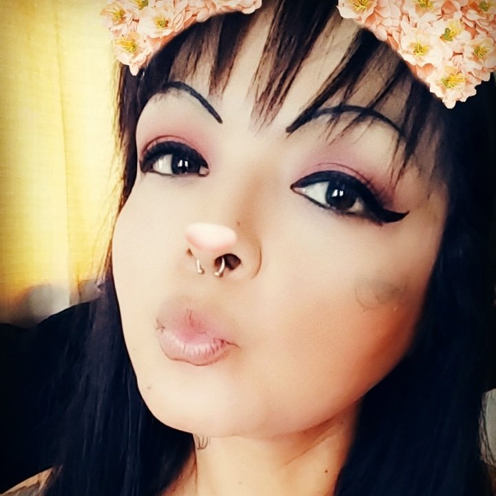 GrifaPoet's profile picture. Photographer / I SHOOT CHOLAS💙