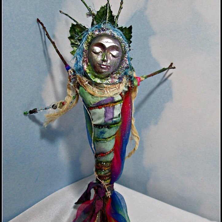 Artist and creator of whimsical characters in papier-mâché and mixed media. Retired from J D Power and Associates in Westlake Village, CA