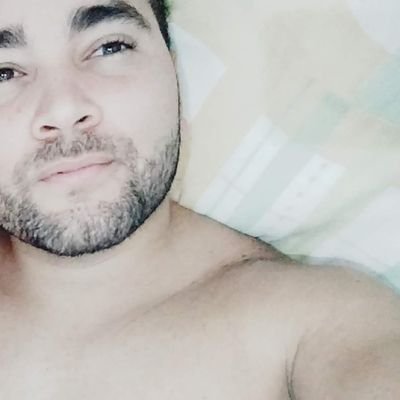 É falando merda que se aduba a vida
(Roseno, 2018)
