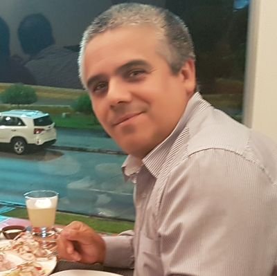 Dr. en Comunicación y Perodismo UAB, especialista en tecnología educativa, académico en UCN Chile.