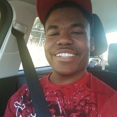 Aqhowse's profile picture. 