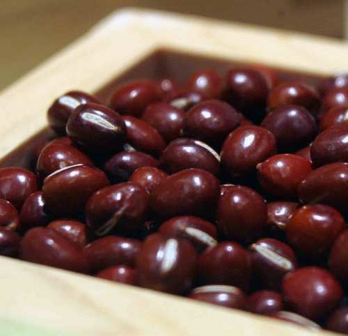 osaka_namagashi's profile picture. 当クラブは主に大阪の和菓子屋の若い経営者が集まり、色々な活動をしてる団体です。今年50周年を迎えイベントを開催予定です。お楽しみに(^o^)丿　和菓子と縁のある聖徳太子をモチーフとしたゆるキャラ「たいしくん」を和菓子親善大使任命させて頂きました！http://t.co/XME5X7fsXk