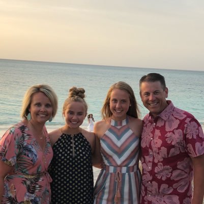 hrwatts6's profile picture. SVP of Consumer Tax Products & Support @HRBlock. Tech leader & fan. Competitive, passionate, problem solver. Aficionado of soccer and red wine. Avid traveler.