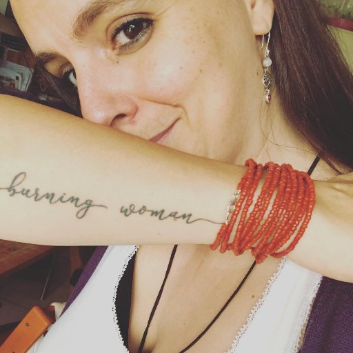 yseultCH's profile picture. Unfucker of lives and destinies. Eternally critical, reflexive, inspired. Speaks in tongues, heals with magic and alchemy of lost times #givingafuck 🔮🖋🌙 🌿