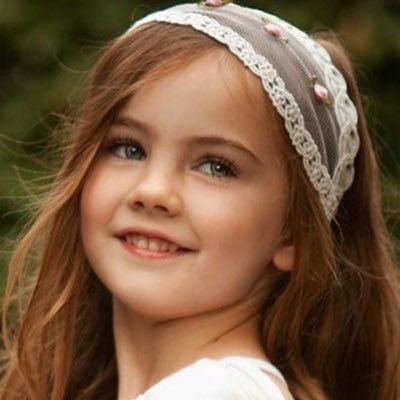hjazih_'s profile picture. اهداء من إدارة #قروب_ورد_للدعم إلى #المشرفه_المتميزه لؤلؤة @Hr___bih لتفاعلها في القروب ونشاطها الدائم