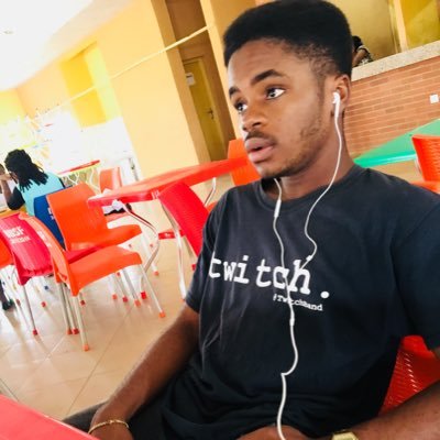 sommie__'s profile picture. 8teen