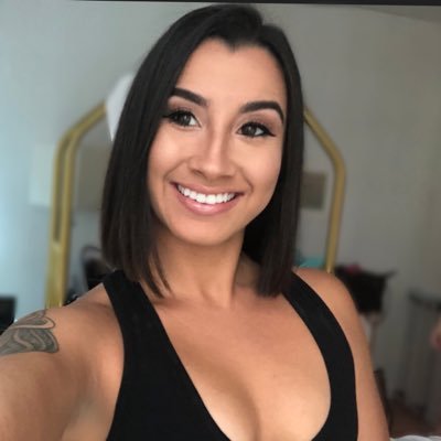 RachelRamirezXo's profile picture. Don't worry, be happy☯