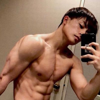 みなほ 横顔がたまらなく美しくて高い声がほんと凄くて笑った顔は胸きゅん あの眉毛をくいってあげた顔はやばいですね あー臣好き好き 30歳になったんよね あんなかっこいい30歳はおらんよー おめでと Happybirthday登坂広臣 三代目