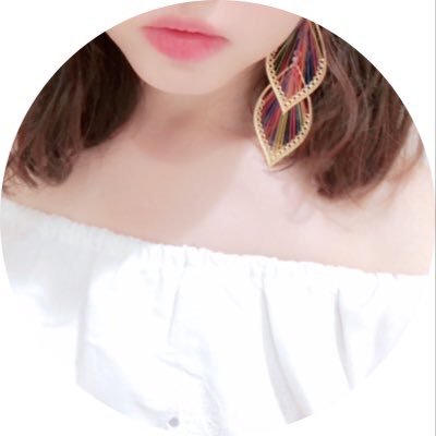 女子大に通っています🎈バイナリーで好きな服を買うために日々努力🤒ファッションとディズニーが大好き💋ツールじゃ勝てないから裁量取引😼誰にでも教えます!質問相談などDM待ってます🙏
