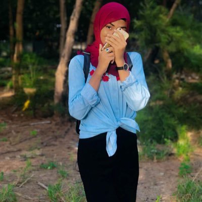 aminathanoof's profile picture. I honestly don’t know what I’m doing here. 😩